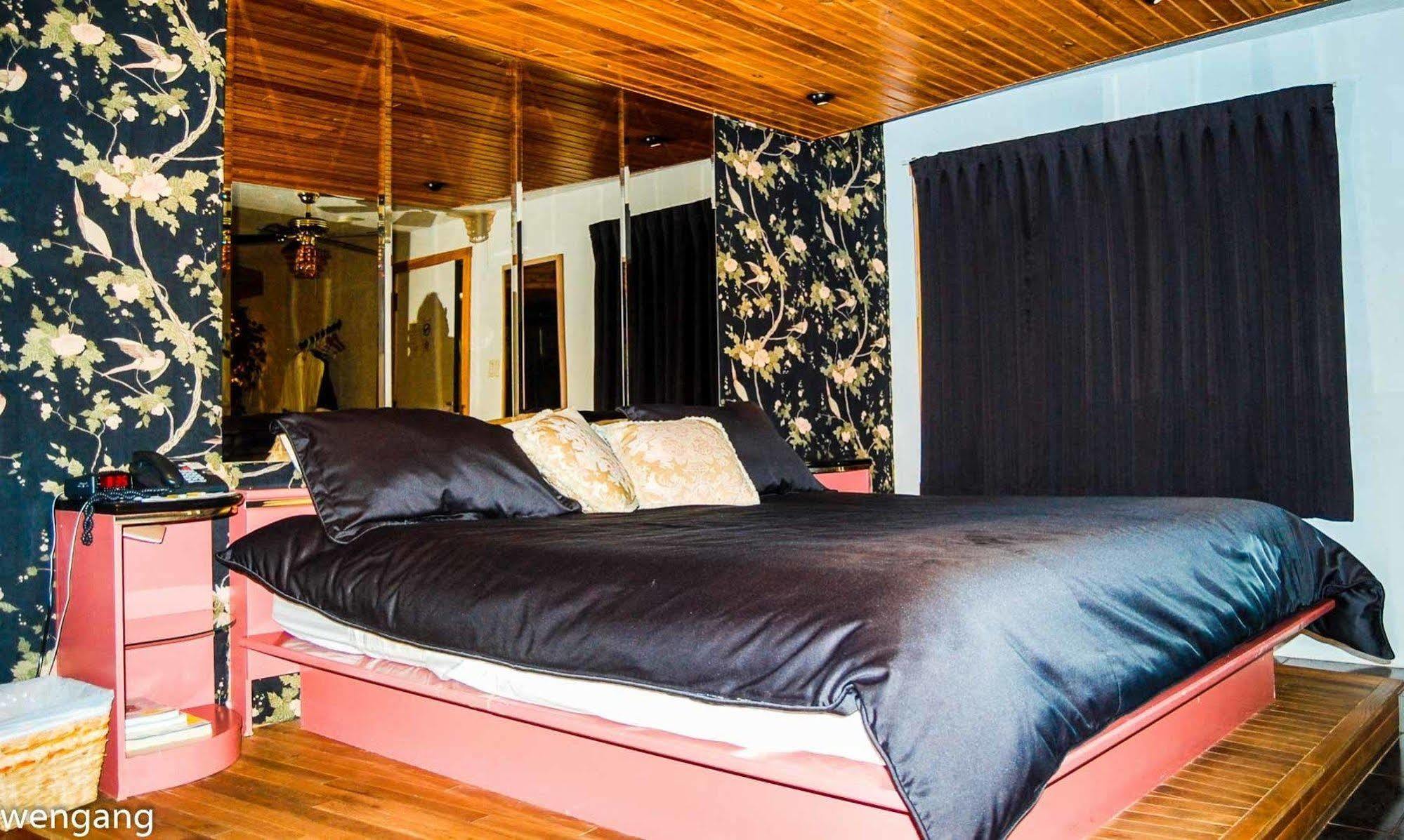 Motel Godard 3*